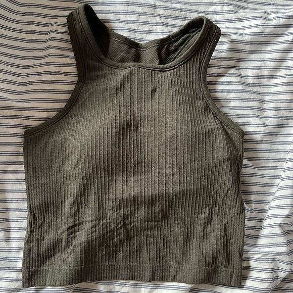 LULULEMON CROPPED TANK TOP SPORTS BRA GREEN SIZE 6 - Picture 3 of 6
